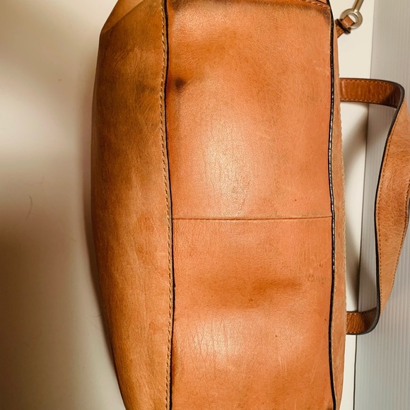 Fossil Leather Large Tan Shoulder Bag Satchel - Picture 9 of 9